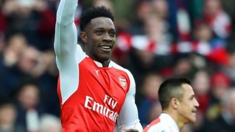 Danny Welbeck celebrates scoring for Arsenal