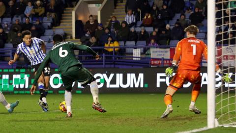 Gabriel Otegbayo score for Sheffield Wednesday against Millwall