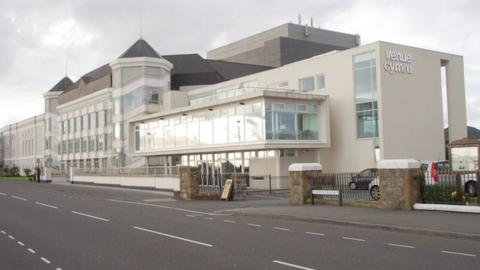 Venue Cymru yn Llandudno