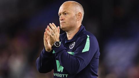 Alex Neil applauds Millwall's fans