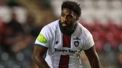 Tim Hoyt playing for Leicester Tigers