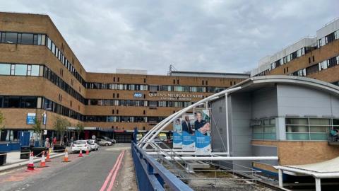 Queen's Medical Centre (