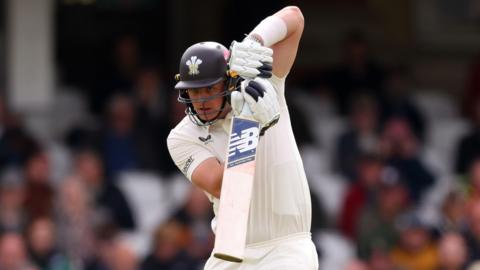 Jamie Smith playing for Surrey at The Oval