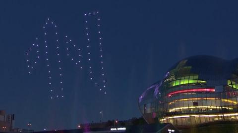 Drone light display
