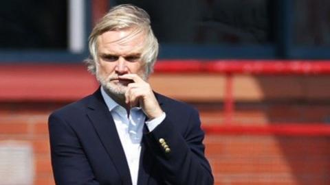 Dundee head coach Steven Pressley
