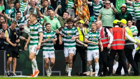 Celtic players celebrate