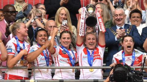 St Helens celebrate winning the 2024 Women's Challenge Cup