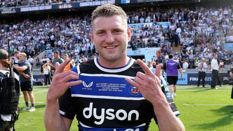 Finn Russell