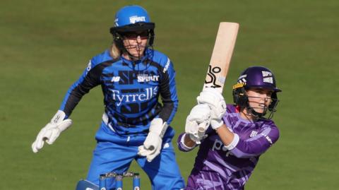 Northern Superchargers batter Phoebe Litchfield plays a shot