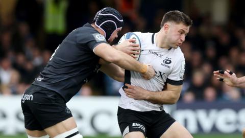 Bath v Saracens match action