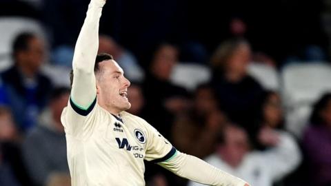 Millwall's Macaulay Langstaff celebrates against Leicester