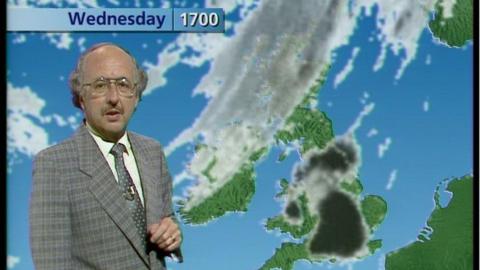 Michael Fish presenting weather in 1989