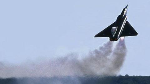 Mirage IV on take-off