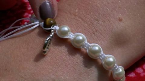 Bracelet worn by expectant mothers