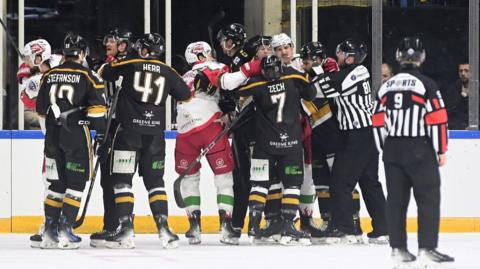 Nottingham Panthers edged a fiery encounter against Cardiff Devils at the National Ice Centre