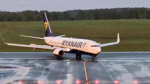 The Ryanair flight landing in Vilnius