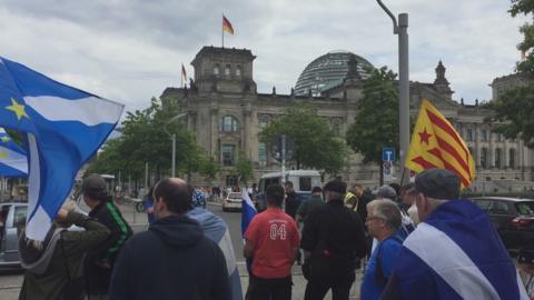 Independence rally outside the Reichstag