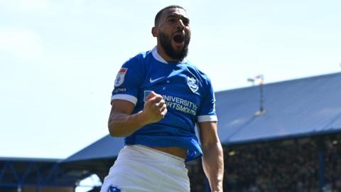 Keshi Anderson celebrates scoring
