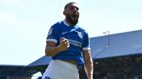 Keshi Anderson celebrates scoring
