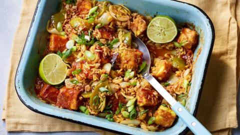 Chilli paneer traybake
