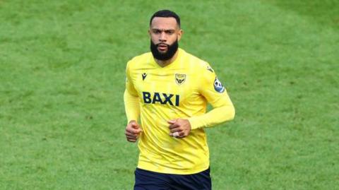 Matt Phillips playing for Oxford United