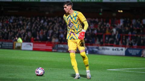 Vicente Reyes in action for Cambridge United