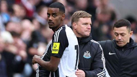 Alexander Isak and Eddie Howe