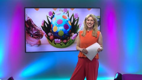 Jenny on the Newsround set