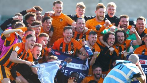 Hull City celebrate promotion