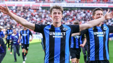 Jack Hendry celebrates with Club Brugge