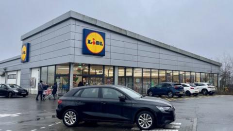 Lidl, Dowlais