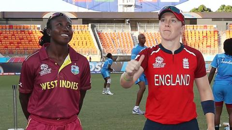 Stafanie Taylor & Heather Knight in Australia