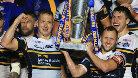 Leeds Rhinos lift the Super League trophy