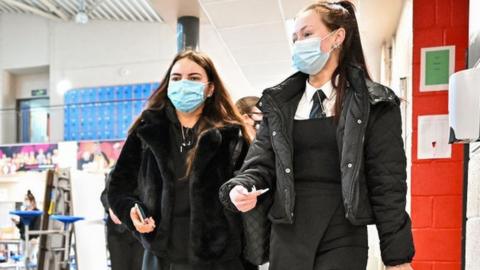 School pupils in face masks