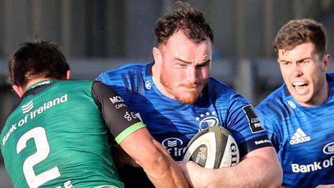 Leinster's Peter Dooley comes up against Dave Heffernan of Connacht