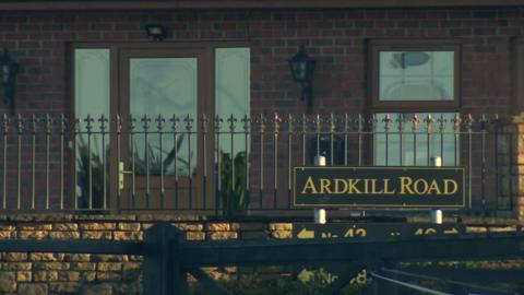 Sign showing Ardkill Road in Londonderry