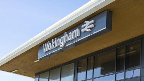 Wokingham railway station