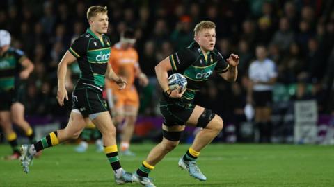 Tom Pearson of Northampton Saints breaks with the ball during the Gallagher Premiership Rugby 