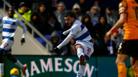 Ilias Chair shooting