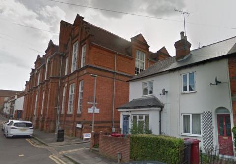 Redlands Primary School in Lydford Road and Blenheim Gardens