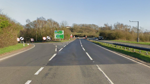 A40 ger Rhaglan