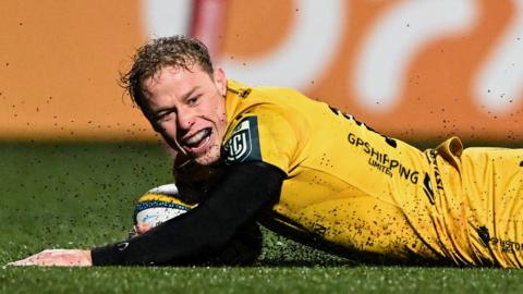 David Richards scores for Dragons