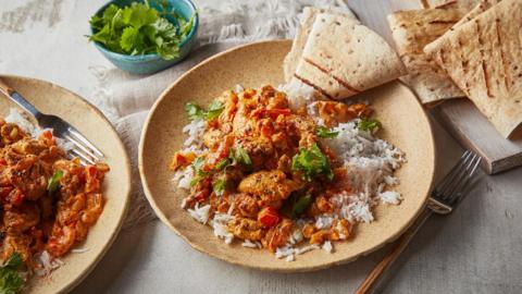 Slow cooker chicken tikka masala