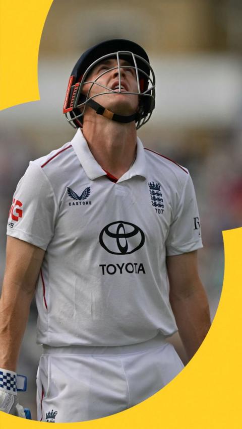 Harry Brook caught by Daryl Mitchell off Matt Henry's bowling