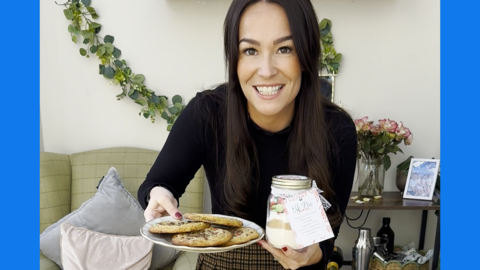 Sophie David shows us how to make elf poo cookies.