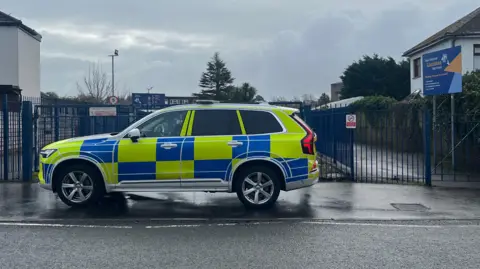 Ysgol Uwchradd Llanisien