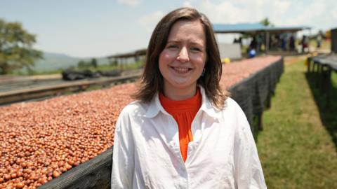 Ellen NicDhòmhnaill