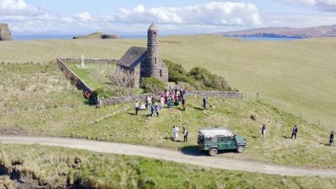 Eaglais air eilean Chanaigh