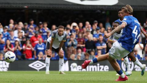 Jack Clarke scores a late penalty for Ipswich