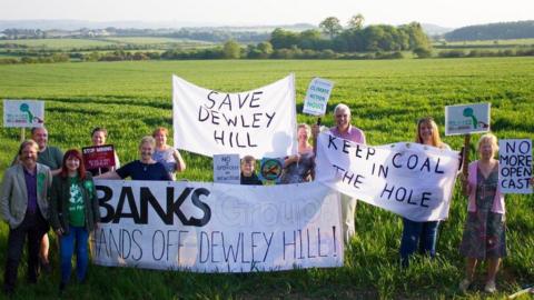 Defend Dewley Hill campaigners